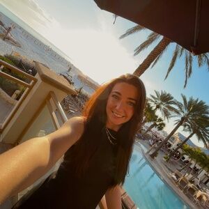 Meet your Posher, Lexie